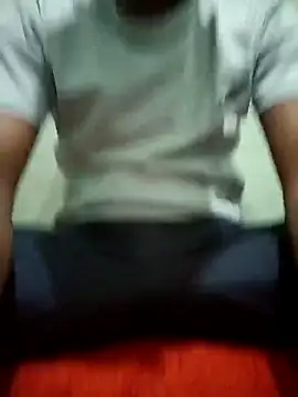 Snapshot of monubigcoock chatting on 12-02-25, 03:51 monubigcoock online show from 12-02-25, 03:51