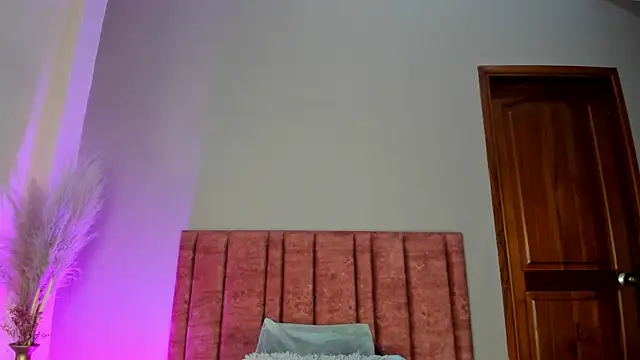 LunaAspen  online show from 10-31-25, 05:58