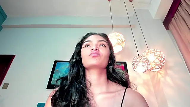 LunaAspen  online show from 01-11-26, 02:11