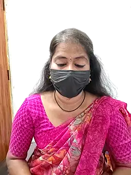 Snapshot of tamil_Sigappu_Roja chatting on 07-15-26, 12:38 tamil Sigappu Roja online show from 07-15-26, 12:38