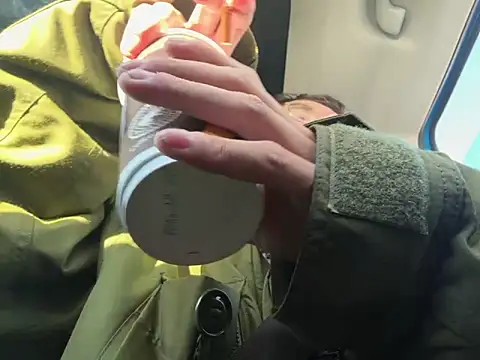 Snapshot of Hungboxer69 chatting on 10-03-25, 03:31 Hungboxer69 online show from 10-03-25, 03:31