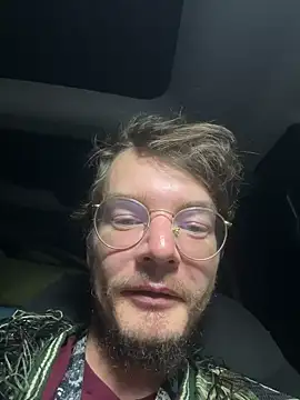 Snapshot of Hungboxer69 chatting on 10-11-25, 06:45 Hungboxer69 online show from 10-11-25, 06:45