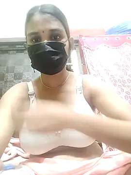 Snapshot of Devi-with-Ram chatting on 10-14-25, 06:25 Devi-with-Ram online show from 10-14-25, 06:25