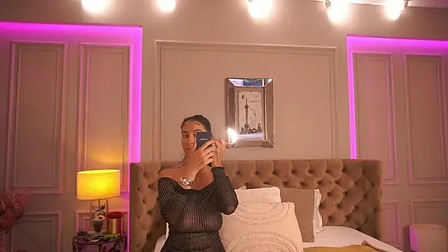 FrancescaDante online show from 06-27-26, 05:56