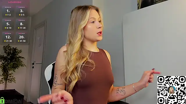 Snapshot of Margo-pvt chatting on 12-05-25, 01:03 Margo-pvt online show from 12-05-25, 01:03