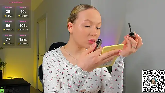 Snapshot of Margo-pvt chatting on 03-04-26, 12:38 Margo-pvt online show from 03-04-26, 12:38