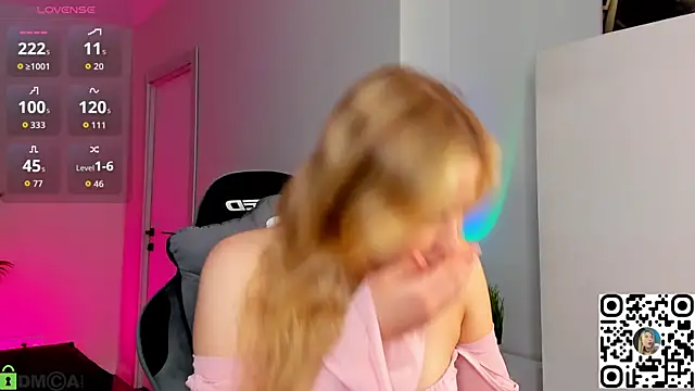 Snapshot of Margo-pvt chatting on 03-07-26, 11:46 Margo-pvt online show from 03-07-26, 11:46