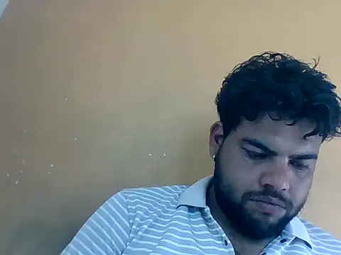 aadfgh11 online show from 06-18-26, 06:02