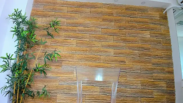 Cupcake Izzy online show from 03-08-26, 05:44