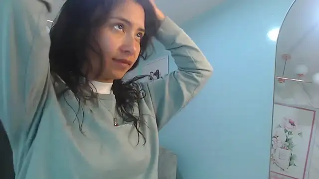 victoria hernandez t  online show from 07-29-26, 01:20