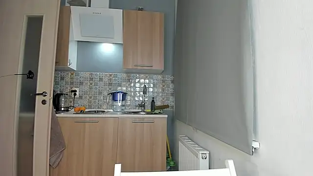 Kevin Young Cat online show from 12-22-25, 06:49