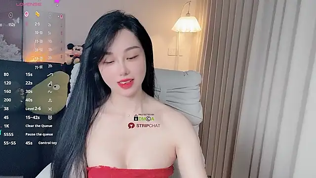 Xiatian520  online show from 04-28-26, 07:46