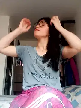 Snapshot of Dana_Rise chatting on 01-11-26, 06:57 Dana Rise online show from 01-11-26, 06:57