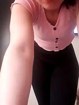 Snapshot of Dana_Rise chatting on 02-13-26, 02:57 Dana Rise online show from 02-13-26, 02:57