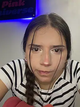 LilithAbril online show from 11-20-25, 05:07