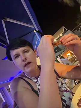 backdoorgalore4you online show from 11-08-25, 09:35