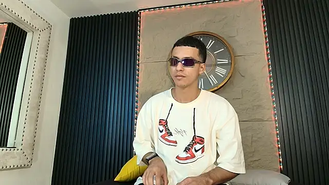 Marcus Jeron online show from 05-10-26, 09:09