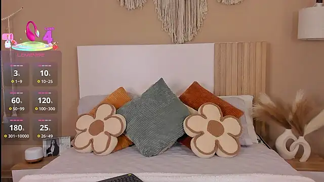 Snapshot of Camila_Bustamante chatting on 02-05-26, 04:22 Camila Bustamante online show from 02-05-26, 04:22