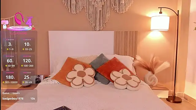 Snapshot of Camila_Bustamante chatting on 02-12-26, 01:50 Camila Bustamante online show from 02-12-26, 01:50