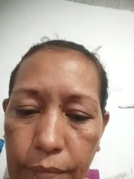 marinita13 online show from 10-11-25, 01:49