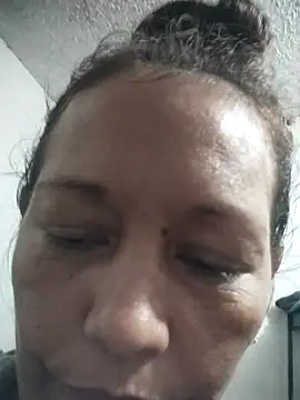 marinita13 online show from 10-12-25, 02:21