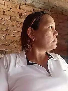 Snapshot of marinita13 chatting on 07-24-26, 04:38 marinita13 online show from 07-24-26, 04:38
