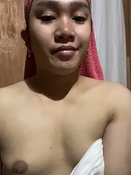 Snapshot of slut_clio chatting on 02-22-26, 11:31 slut clio online show from 02-22-26, 11:31