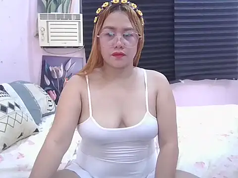 Snapshot of WildPussy4uxx chatting on 01-11-26, 03:55 WildPussy4uxx online show from 01-11-26, 03:55