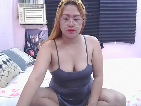 Snapshot of WildPussy4uxx chatting on 01-12-26, 11:59 WildPussy4uxx online show from 01-12-26, 11:59