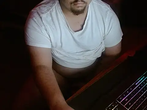 Snapshot of Luacsboy22 chatting on 11-29-25, 10:13 Luacsboy22 online show from 11-29-25, 10:13