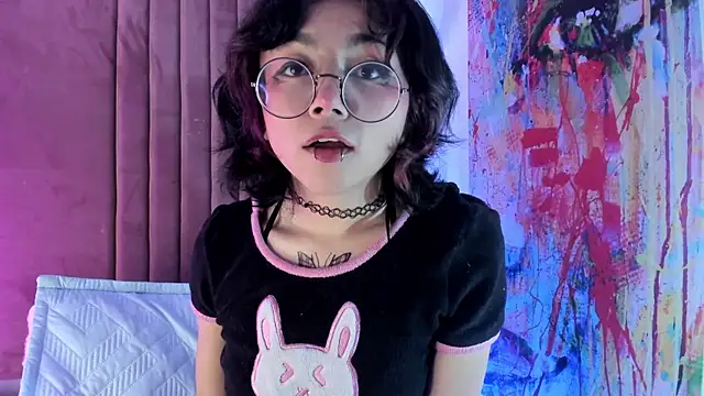 TerumiKitty online show from 04-26-26, 08:28