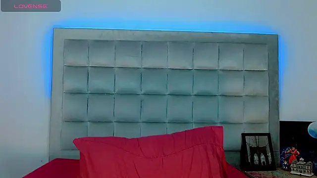 AmazingMistressNathy online show from 11-17-25, 04:40