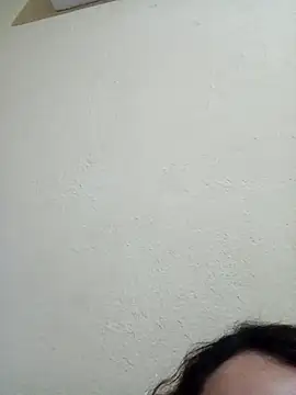 Snapshot of Theredcorazon chatting on 11-08-25, 01:17 Theredcorazon online show from 11-08-25, 01:17