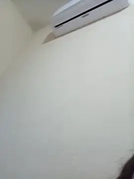 Snapshot of Theredcorazon chatting on 11-13-25, 05:06 Theredcorazon online show from 11-13-25, 05:06