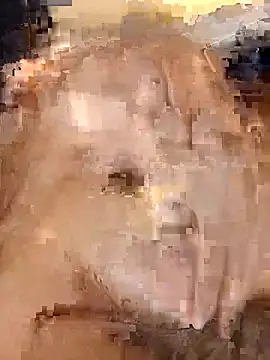 Snapshot of Theredcorazon chatting on 12-21-25, 09:11 Theredcorazon online show from 12-21-25, 09:11