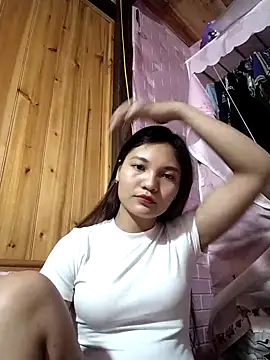 Snapshot of Duyen02 chatting on 10-07-25, 02:36 Duyen02 online show from 10-07-25, 02:36