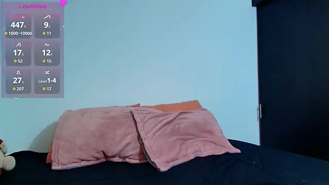 Meelisa Reed online show from 07-28-26, 01:23