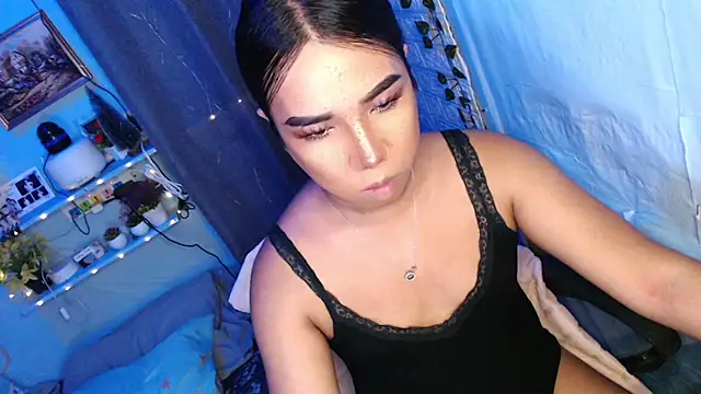 Snapshot of Hot_JennyCum chatting on 01-18-26, 03:21 Hot JennyCum online show from 01-18-26, 03:21