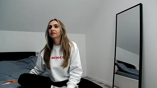 Snapshot of ArabianMalikah chatting on 12-20-25, 06:48 ArabianMalikah online show from 12-20-25, 06:48