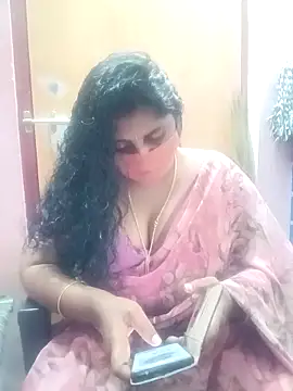 Snapshot of Jessi_25 chatting on 12-05-25, 05:42 Jessi 25 online show from 12-05-25, 05:42