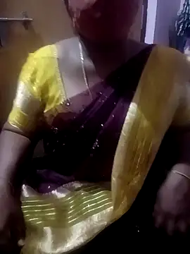 Snapshot of Jessi_25 chatting on 02-02-26, 02:49 Jessi 25 online show from 02-02-26, 02:49