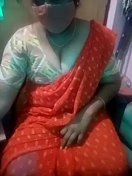 Snapshot of Jessi_25 chatting on 02-11-26, 05:18 Jessi 25 online show from 02-11-26, 05:18