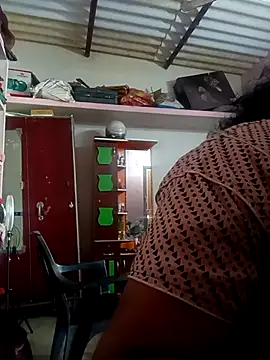 Snapshot of Jessi_25 chatting on 02-14-26, 09:17 Jessi 25 online show from 02-14-26, 09:17