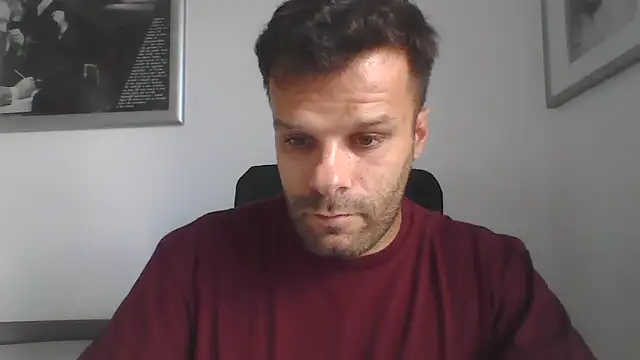 Snapshot of FROCETTO93 chatting on 09-24-25, 06:50 FROCETTO93 online show from 09-24-25, 06:50