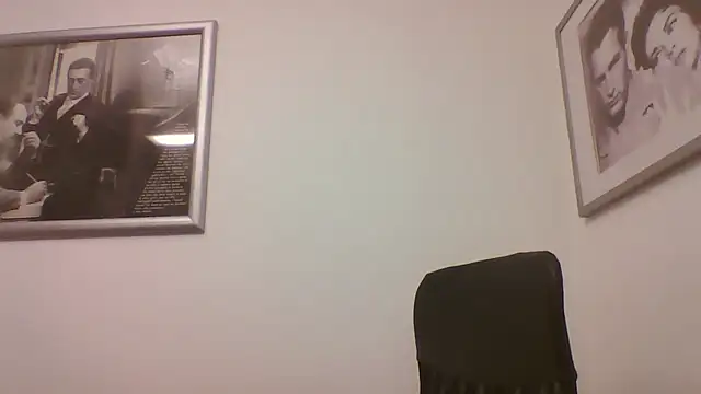 Snapshot of FROCETTO93 chatting on 10-10-25, 05:01 FROCETTO93 online show from 10-10-25, 05:01