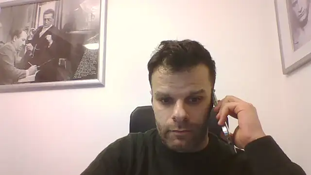 Snapshot of FROCETTO93 chatting on 02-10-26, 04:44 FROCETTO93 online show from 02-10-26, 04:44