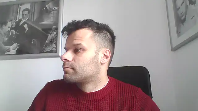 Snapshot of FROCETTO93 chatting on 02-19-26, 07:59 FROCETTO93 online show from 02-19-26, 07:59