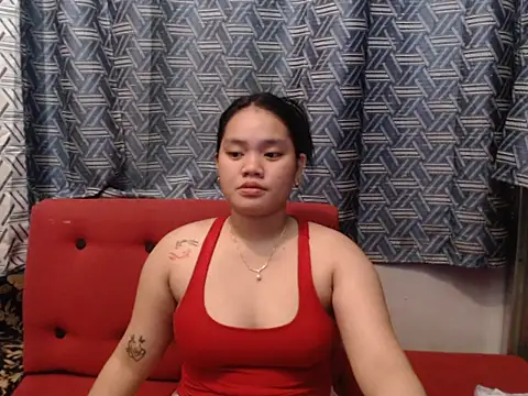 prettykrysgirl online show from 07-09-26, 07:56