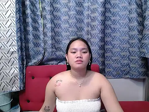 prettykrysgirl online show from 07-14-26, 08:52
