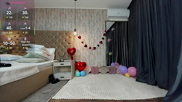 Snapshot of Maya_Collins_ chatting on 03-08-26, 07:50 Maya Collins online show from 03-08-26, 07:50